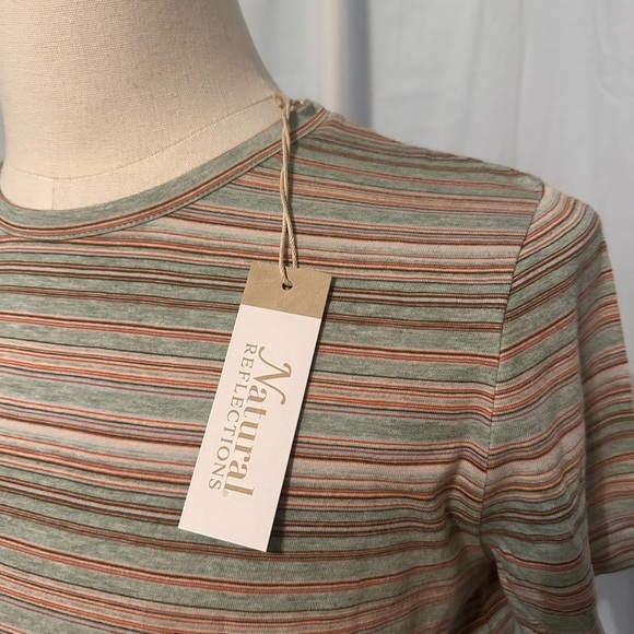 NWT Women’s SZ Med Short Sleeve Striped Top. Natural Reflections. Stretch. Comfy - Picture 2 of 7